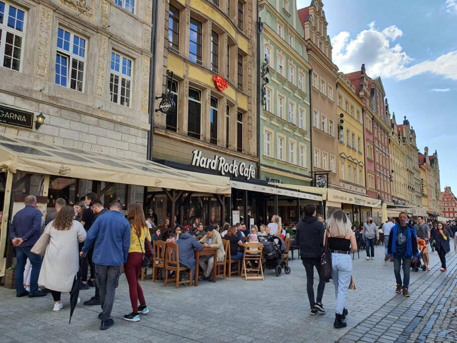Rynek Pod Fredra Apartment Wroclaw Exterior photo